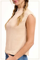 HCT7705-Stretchy Crinkled Fabric Sleeveless Top