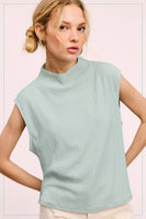 HCT7705-Stretchy Crinkled Fabric Sleeveless Top