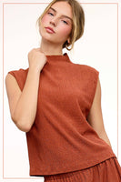 HCT7705-Stretchy Crinkled Fabric Sleeveless Top