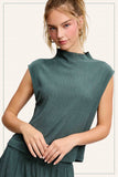 HCT7705-Stretchy Crinkled Fabric Sleeveless Top