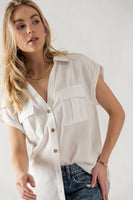 Short Sleeve Button Up Shirt With Pockets